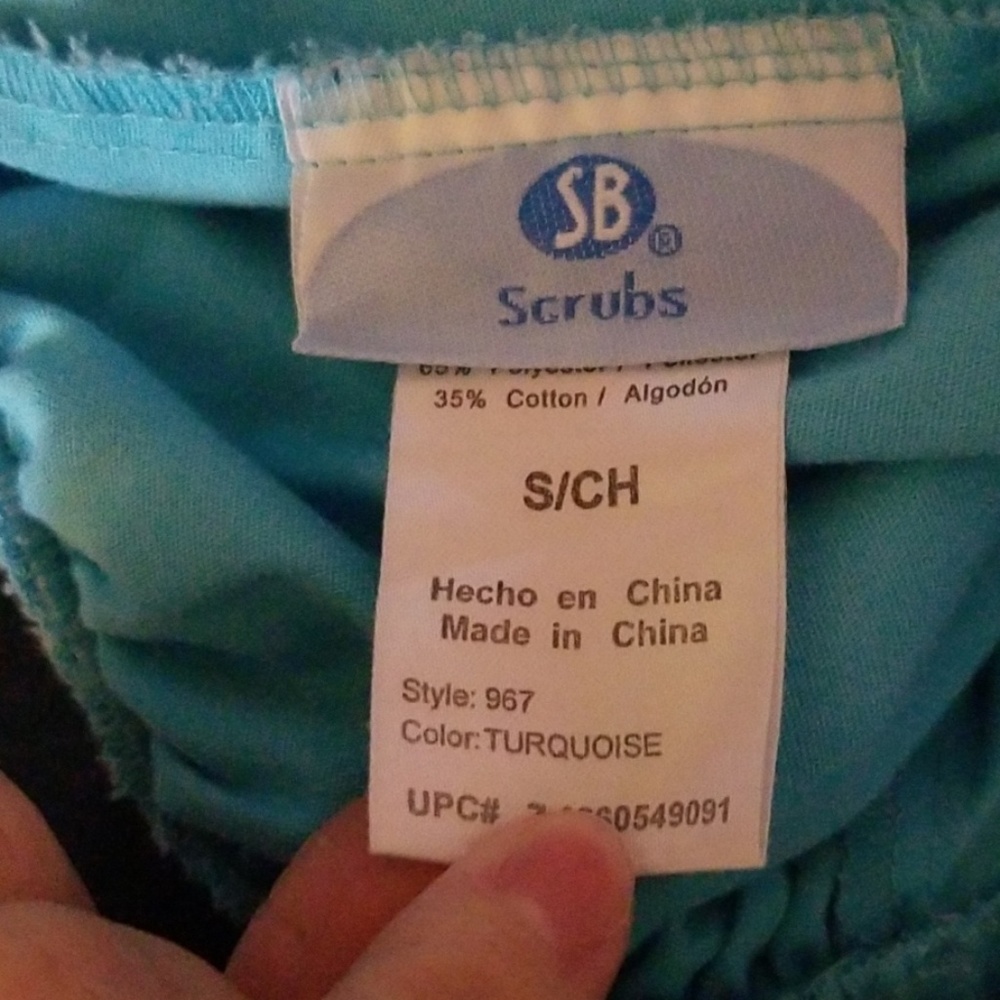 Scrub set - Picture 5 of 5
